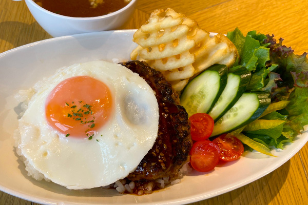 かくれチーズのロコモコ